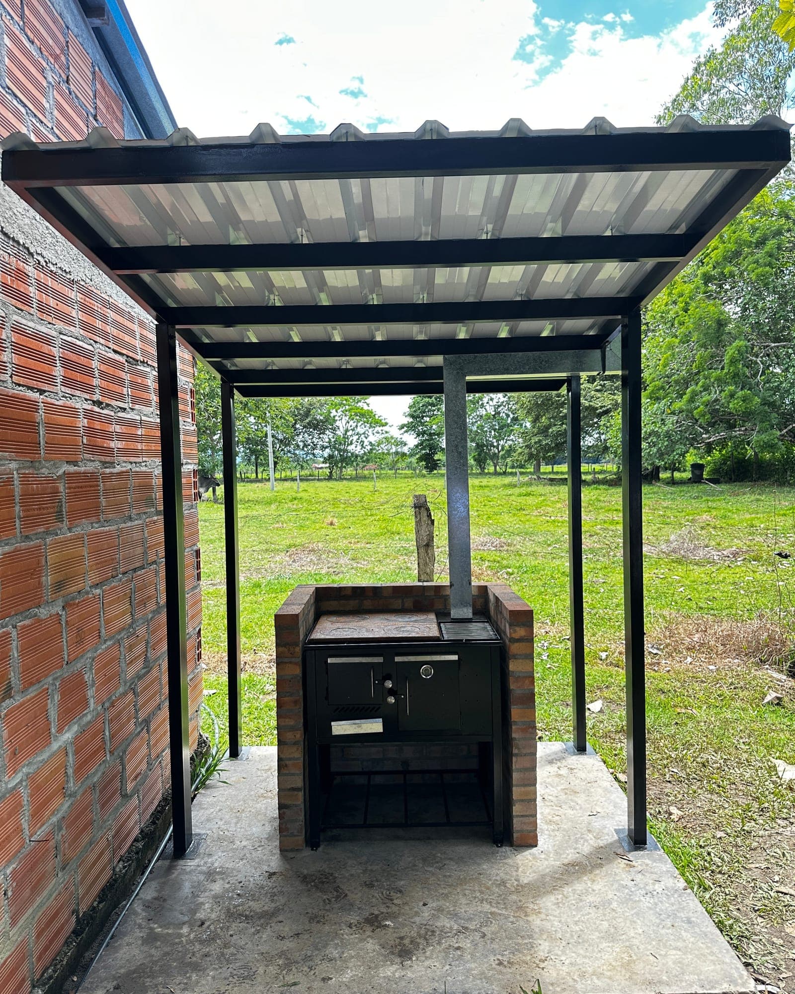 Foto 7 de Estructuras metálicas en campo