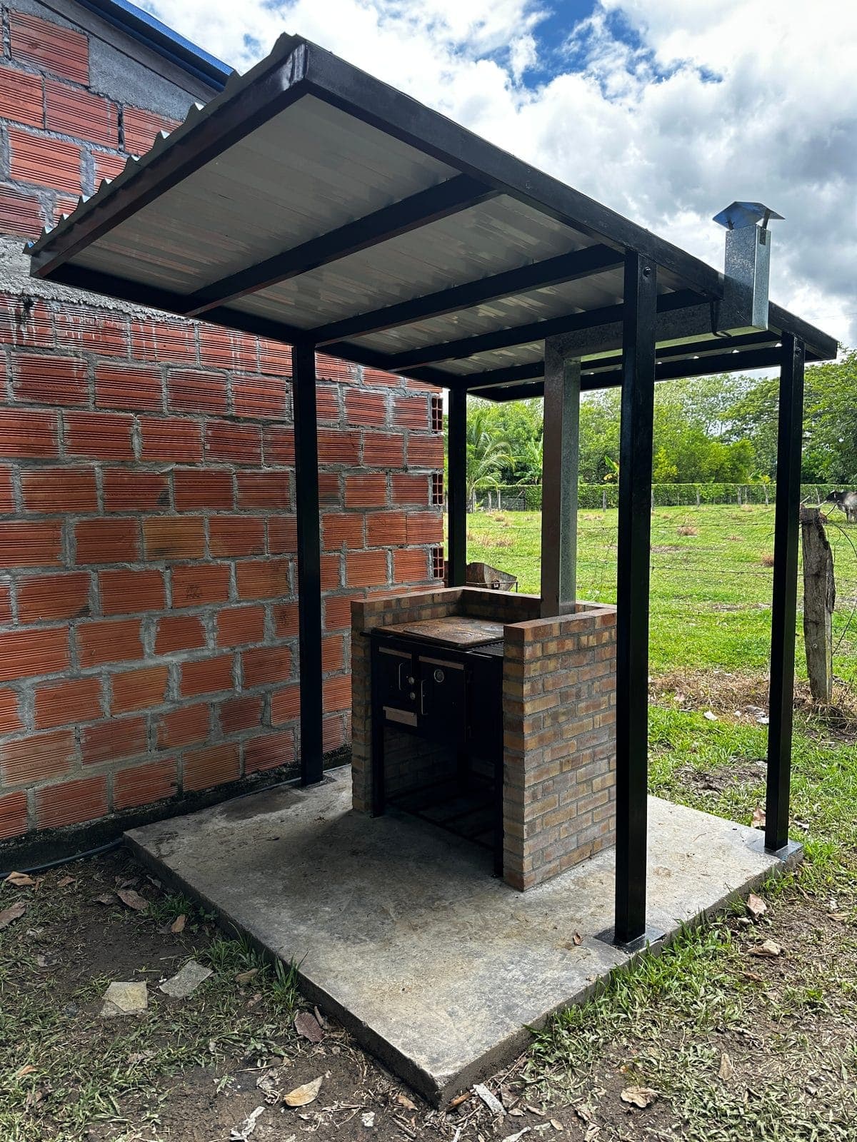 Estructura y cubierta de la cocina ecoeficiente